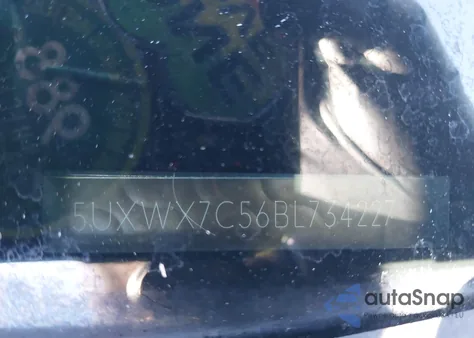 2011 BMW X3 xDrive35I z USA, uszkodzony, nr VIN 5UXWX7C56BL734227